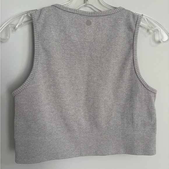 Yogalicious Gray Ribbed Crop Top Size Large - Picture 3 of 4